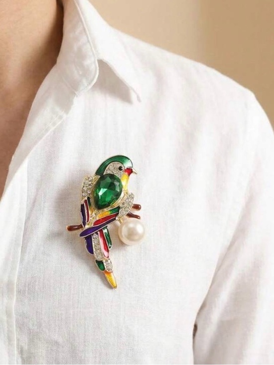 Other - Fashion Bird Brooch Pin in Green with Multicolor Accent